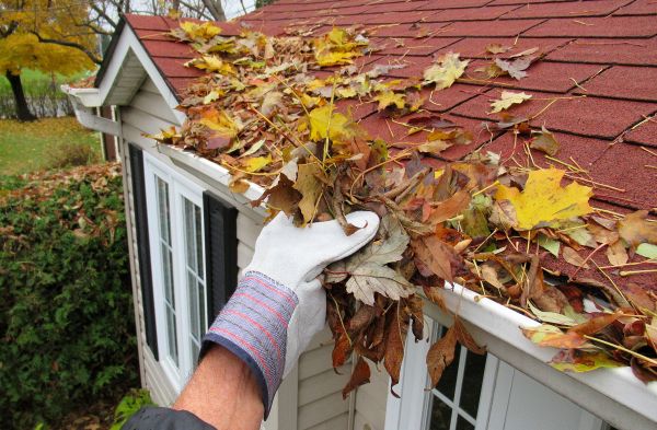 Cost of Emergency Gutter Cleaning in Glen Burnie
